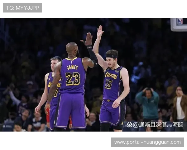 西部首轮再现经典对决森林狼与湖人激战重启 西部首轮再现经典对决森林狼与湖人激战重启